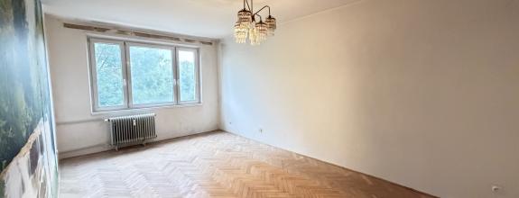 AKTULIZÁCIA CENY! VEĽKÝ PRESVETLENÝ 2,5 IZBOVÝ BYT 64,62 M2 IDEÁLNE 5.POSCHODIE TOP LOKALITA DR.CLEMENTISA BREZNO