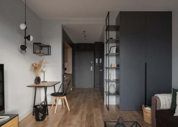 Hľadám pre klientku 3i alebo 4i byt v Brezne