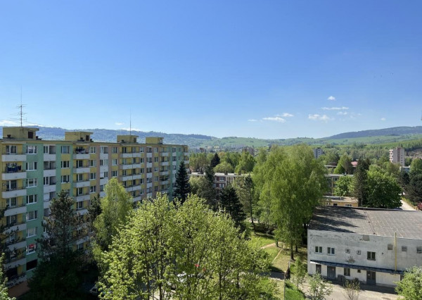 Ponúknite na predaj 4 izbový byt v Brezne aj v pôvodnom stave