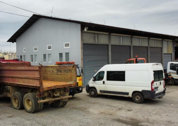 Polyfunkčný objekt, Opravárenská Hala, dielňa