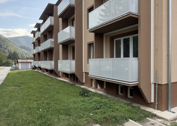 —REZERVOVANÉ — NA PREDAJ slnečný 2i byt VALASKÁ