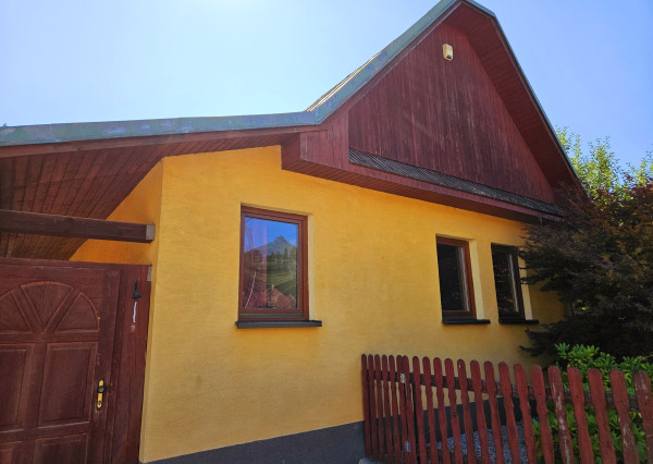 !! PREDANÉ !!  zrekonštruovaný 4i rodinný dom Pohronská Polhora, využiteľný aj ako chalupa