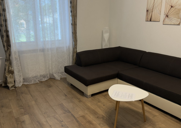 ---TOP PONUKA-- Na predaj: 2i byt po rekonštrukcii Valaská