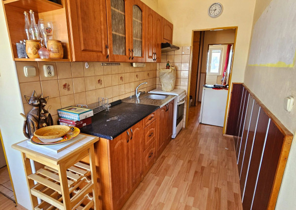 PREDAJ: slnečný 3i byt 84m2 v centre Brezna