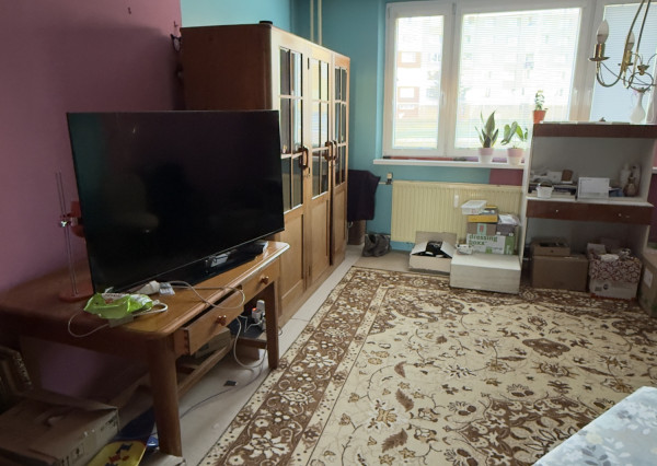 -NA PREDAJ-3i byt v pôvodnom stave Brezno Mazorníkovo 9.mája