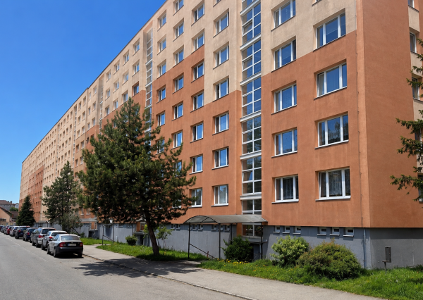 ==NA PREDAJ== 1i byt ČSA Brezno CENTRUM