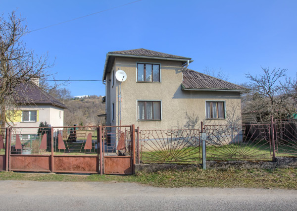 Rodinný dom Lopej, Podte pozrieť