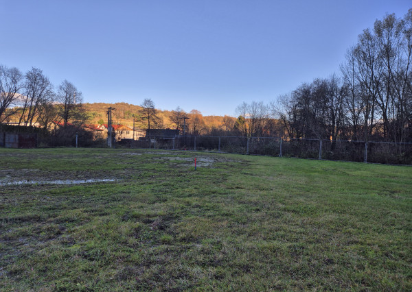 Predám lukratívny pozemok v Predajnej