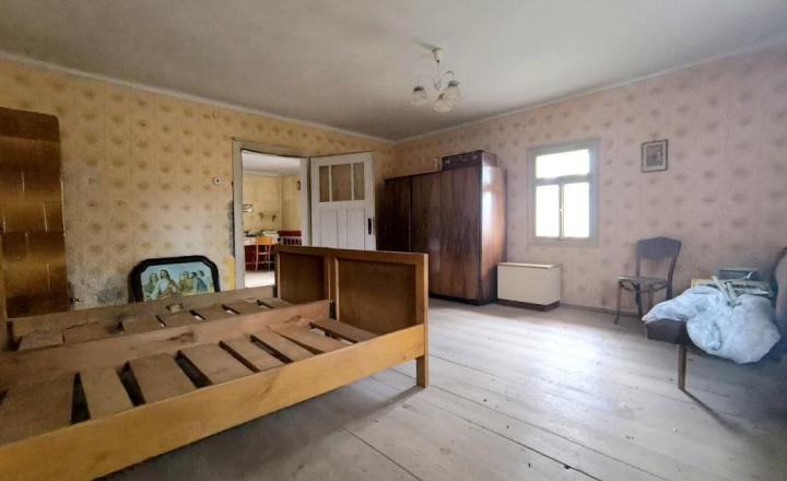 JEDINEČNÁ PONUKA POD KRÁĽOVOU HOĽOU BEZKONKURENČNE - BLIŽŠIE INFO PRI OBHLIADKE - fotografia 4