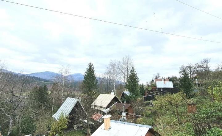 AKTUALIZOVANÁ CENA!! MUROVANÁ ZÁHRADNÁ CHATKA 3 IZBY PLUS KUCHYŇA REKONŠTRUOVANÁ ÚŽASNÉ VÝHĽADY, SLNEČNÁ ČASŤ-PADLIČKOVO-10 MINÚT OD MÝTA POD ĎUMBIEROM,POZEMOK 382 M2 ASF.PRÍST.CESTOU - fotografia 15