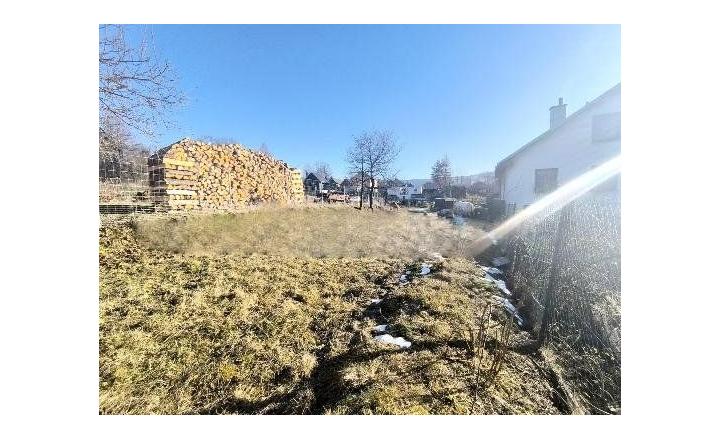 SLNEČNÝ POZEMOK POD KRÁĽOVOU HOĽOU NA STAVBU CHATY ROD.DOMU INTRAVILÁN V TOP LOKALITE ŠUMIAC HOREHRONIE - fotografia 5