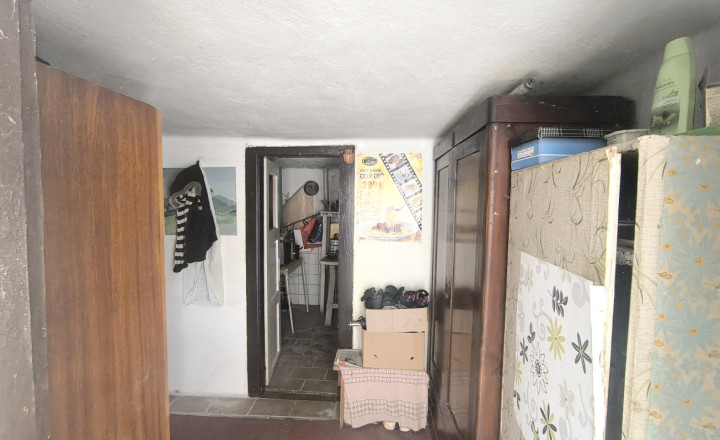 RD VYUŽITEĽNÝ AJ AKO CHALUPA, VHODNÝ NA BÝVANIE PODNIKANIE /PREDAJŇA,ZMRZLINA,KAVIAREŇ,REŠTAURÁCIA,ATĎ./ NA STRATEGICKOM MIESTE V CENTRE MÝTO POD ĎUMBIEROM - fotografia 18