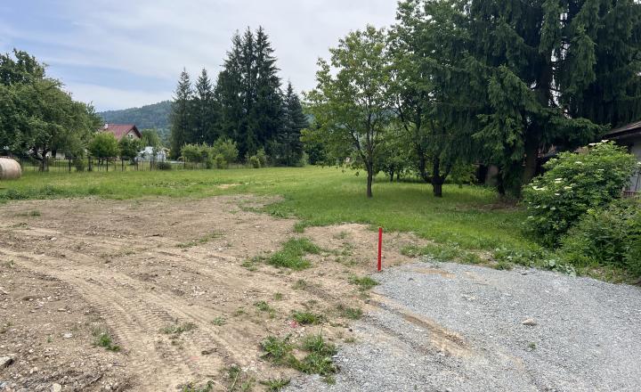 Na predaj - nádherné a jedinečné stavebné parcely v Brezne - fotografia 8