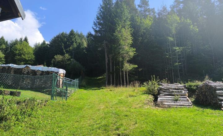 NÁDHERNÁ DREVENICA NOVÁ STRECHA, NOVÁ ELEKTRINA, STUDŇA, SO SLNEČNÝM POZEMKOM /538M2/ TICHÁ LOKALITA POHORELÁ HOREHRONIE - fotografia 3
