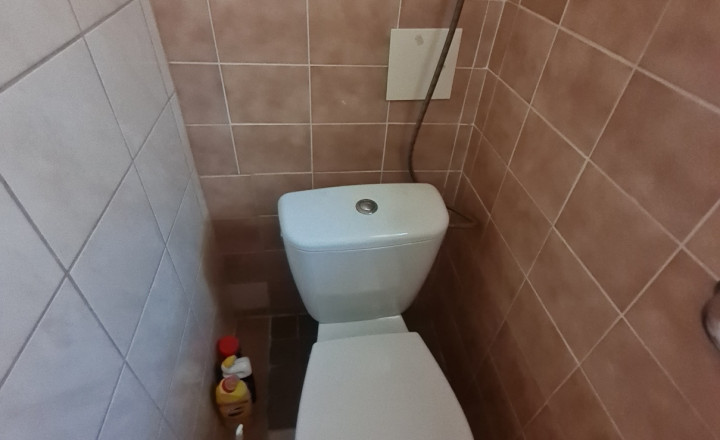 4 IZBY 2 KÚPEĽNE ZA VYNIKAJÚCU CENU ZÁVADKA NAD HRONOM - fotografia 6