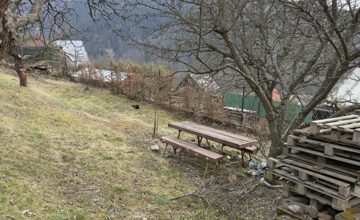 POZEMOK NA PREDAJ : ZÁHRADKÁRSKA OSADA ZUBERŠTÍN-PODBREZOVÁ - fotografia 7