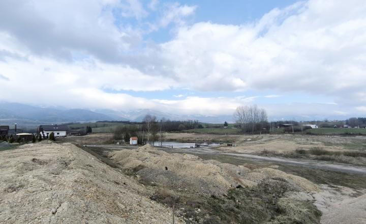 NÁDHERNÝ SLNEČNÝ POZEMOK V TICHEJ KĽUDNEJ LOKALITE  - BEZPEČNÉ ULOŽENIE FINANĆNÝCH PROSTRIEDKOV - fotografia 6