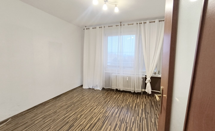 REZERVOVANÉ 🍀VEĽKÝ SLNEČNÝ 3 IZB. BYT 76 M2, 4 LÓDŽIE, NAJVYHĽADÁVANEJŠÍ TYP BYTOV V TICHEJ A TOP LOKALITE, BREZNO S VÝHĽADMI - fotografia 4