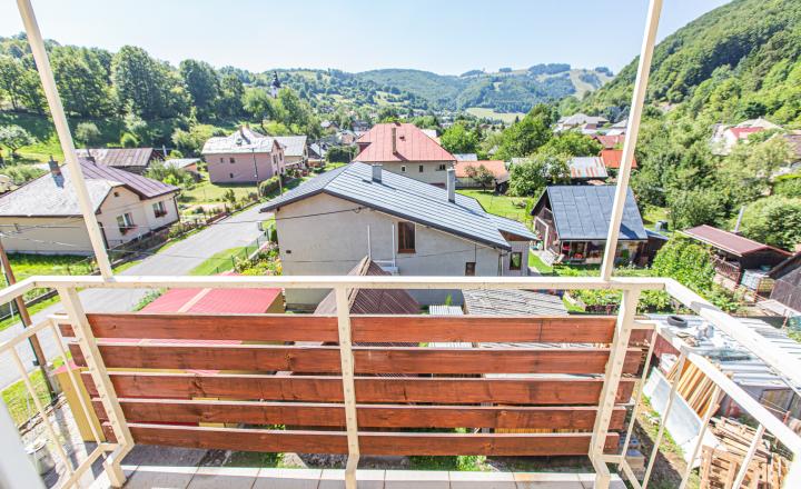 Krásne bývanie - 3i byt s altánkom a veľkou záhradou 318 m2 - fotografia 14
