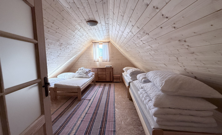 =PREDAJ=drevenica pod Kráľovou hoľou v malebnej obci Šumiac - fotografia 12