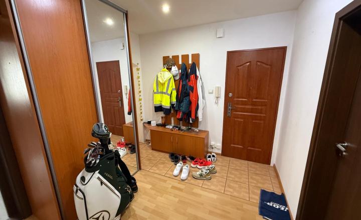Na predaj ponúkame: Slnečný 3-izbový byt s loggiou po kompletnej rekonštrukcii – Brezno, sídlisko Mazorníkovo (63 m²) - fotografia 5