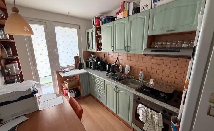 Na predaj ponúkame: Slnečný 3-izbový byt s loggiou po kompletnej rekonštrukcii – Brezno, sídlisko Mazorníkovo (63 m²) - fotografia 8