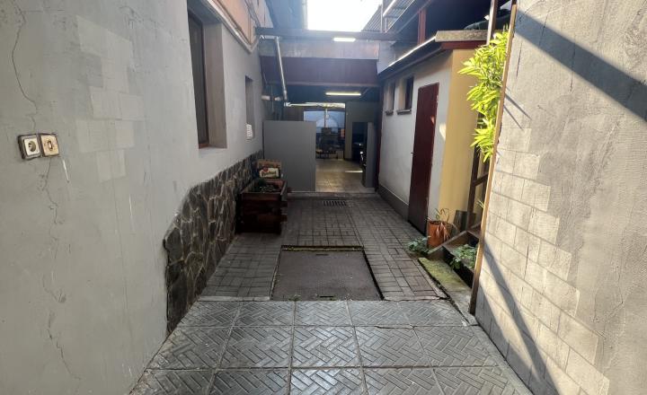 Na prenájom zabehnutá a zariadená prevádzka reštaurácie v Brezne - fotografia 5