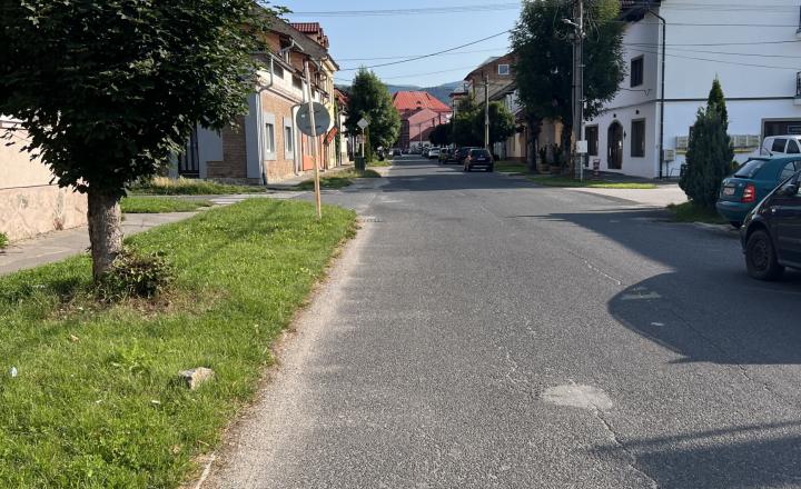 Na prenájom zabehnutá a zariadená prevádzka reštaurácie v Brezne - fotografia 8