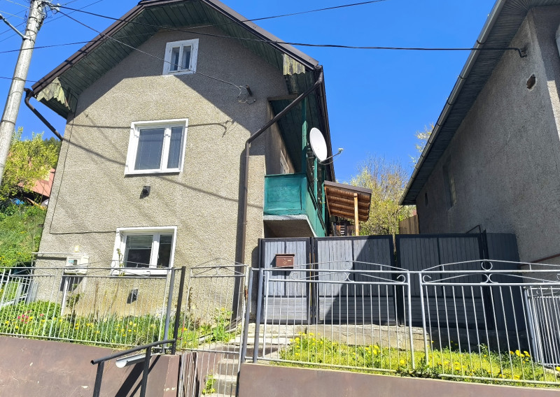 ATRAKTÍVNEJŠIA CENA!! NÁDHERNÝ ÚTULNÝ DOMČEK V HOREHRONSKEJ OBCI HEĽPA ZA VYNIKAJÚCU CENU NOVÁ STRECHA, ZREKONŠTR. ELEKTRINA